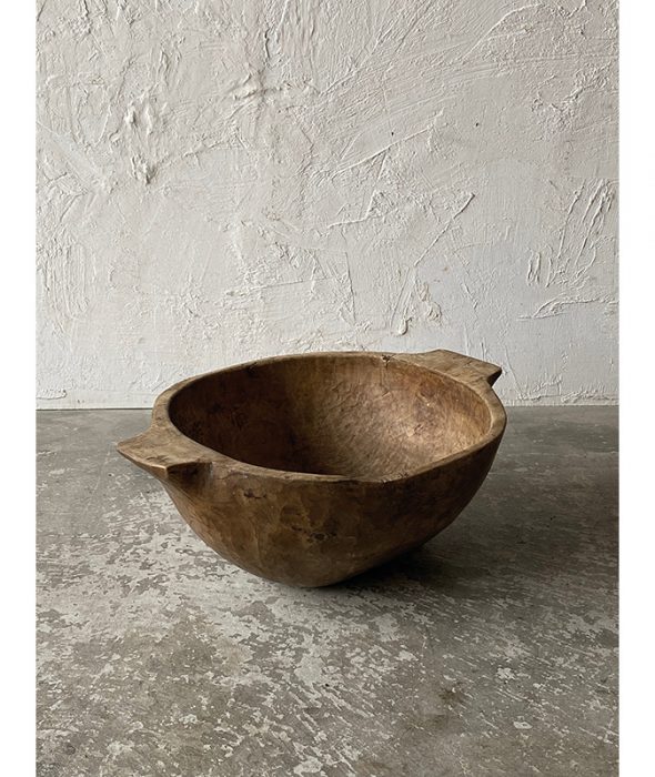 wooden bowl e