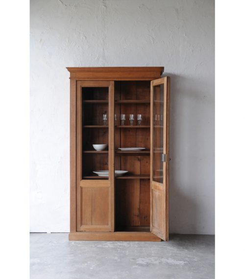 oak_cabinet-0.5