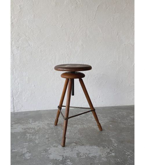 Adjustment-stool2-1