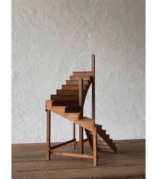 staircasemodel-paris-1