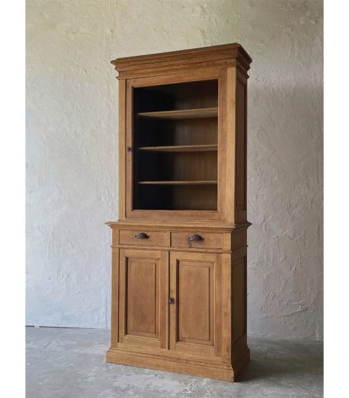 oak-glass-cabinet-1