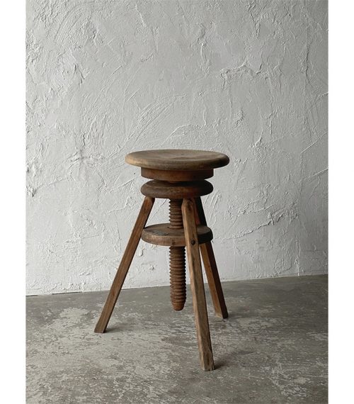 202302stool-1