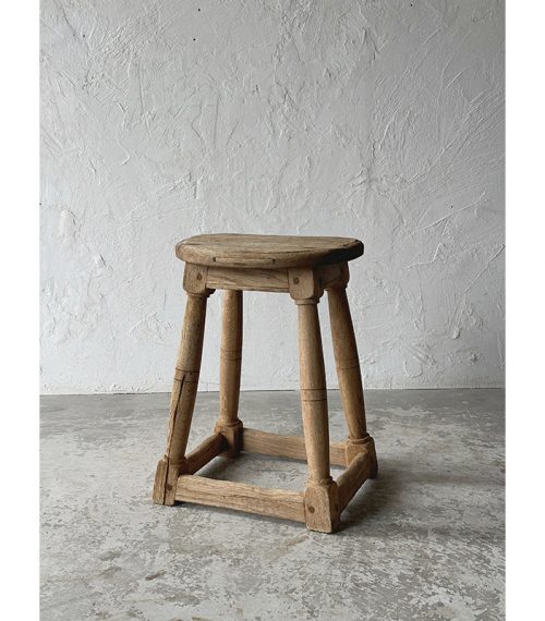 2023-10stool-1