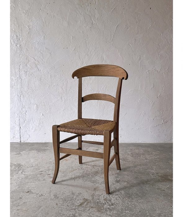 chair b
