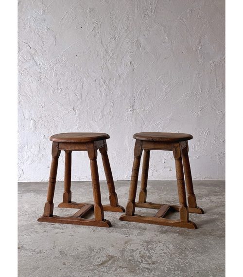 2024-07stool×2-0