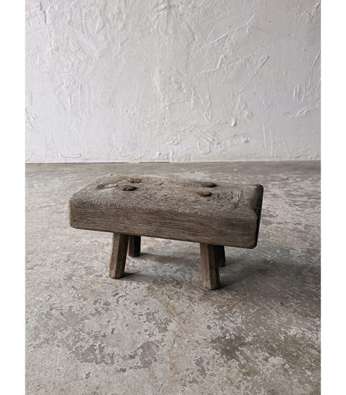 2025-06stool-1