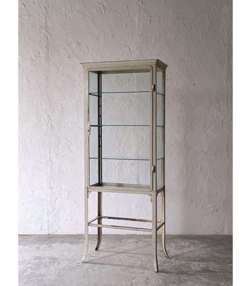 2025-08glass cabinet-1