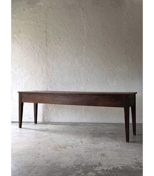 2025-11long tableB-1