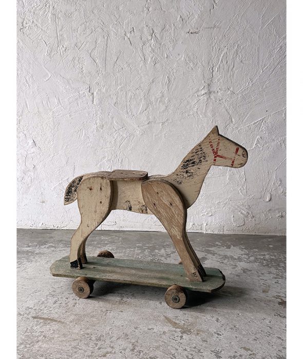 wooden horse